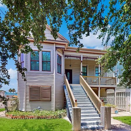 Appartamento Under The Avenue Galveston Esterno foto